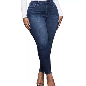 Good American Good Legs Crop